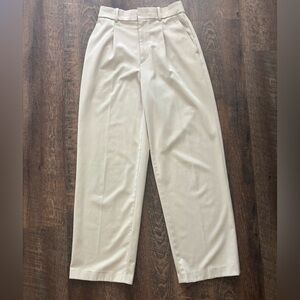 Uniqlo Elegant Cream Pleated Wide Leg Women’s Pants